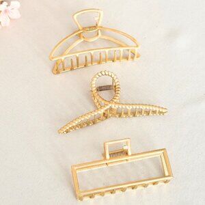 Women's Light Gold Metal Hair Clips